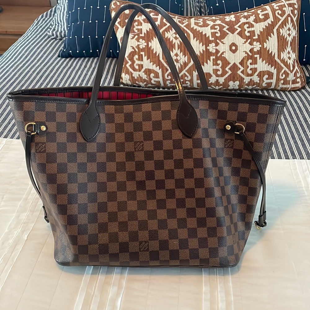 Authentic Louis Vuitton Neverfull MM in Damier Ebene